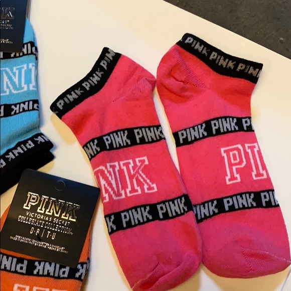 NWT PINK SALE $12 pair VS ankle socks - Picture 4 of 4